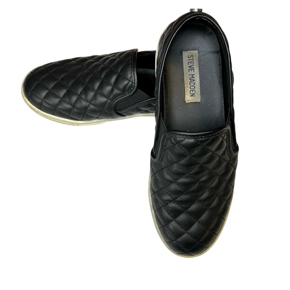 Steve Madden Black Quilted Slip-On Shoes. Size 8.5 - Picture 1 of 7